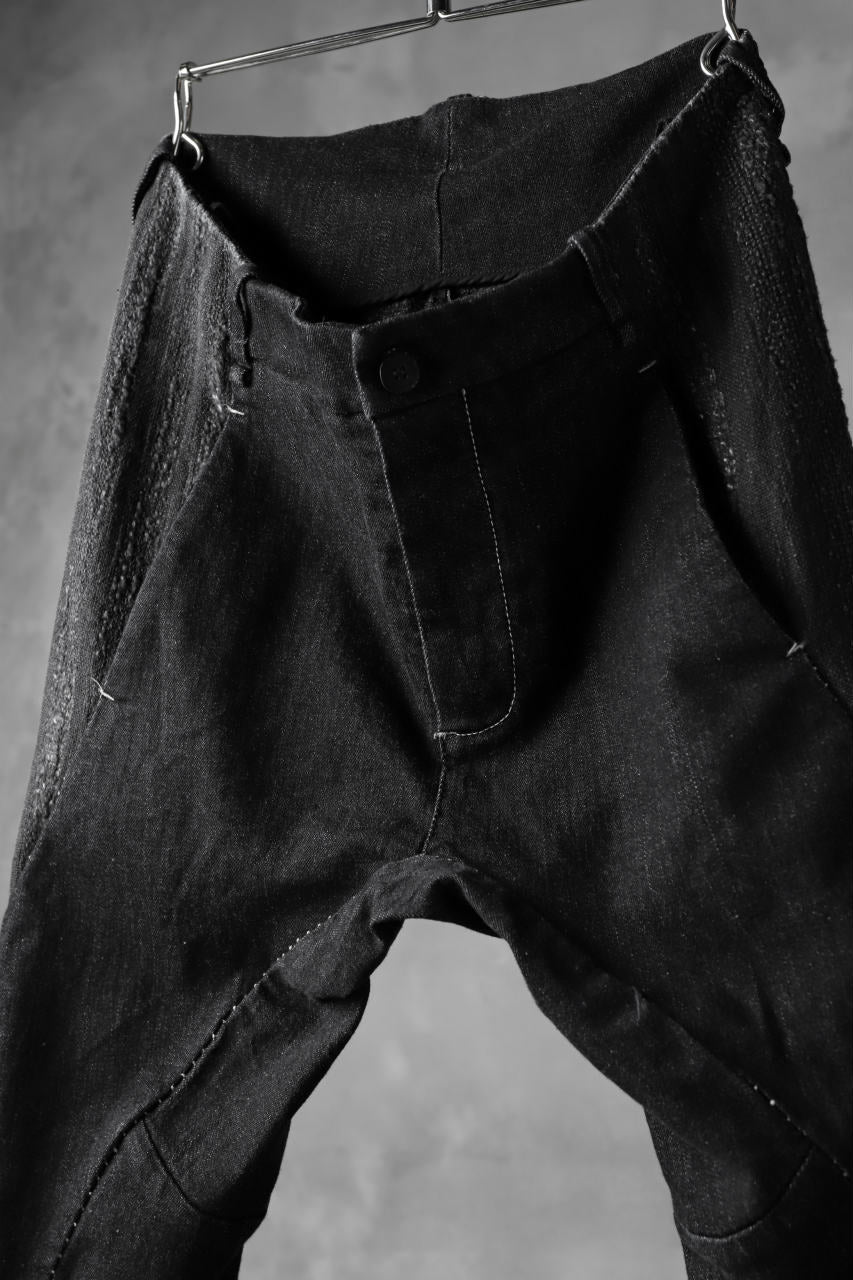 masnada SCAR STITCHED TWIST SKINNY PANT / CONTRAST DENIM (BLACK) - Image 7