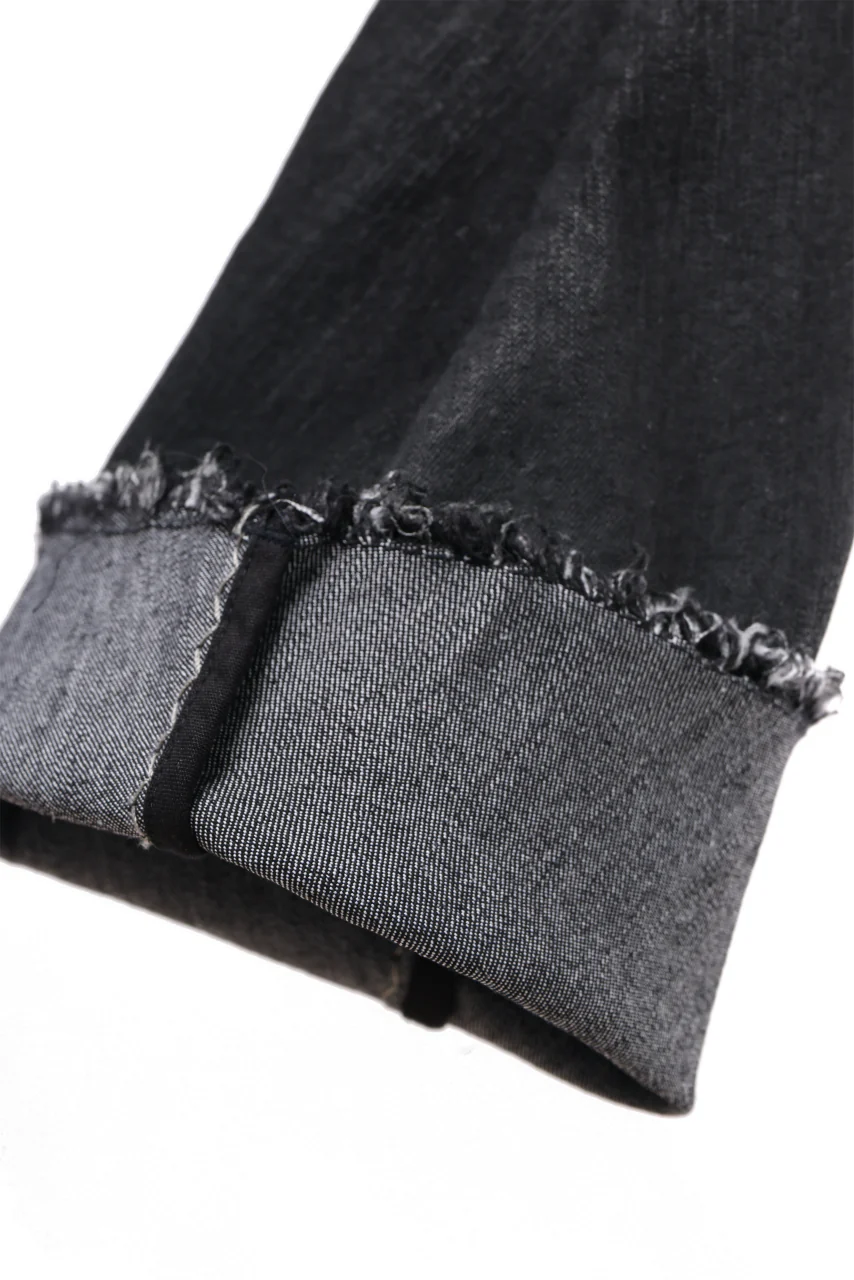 masnada SLIM JEANS / REPURPOSED STRETCH (BLACK HAND SMEARED RESIN) - Image 10