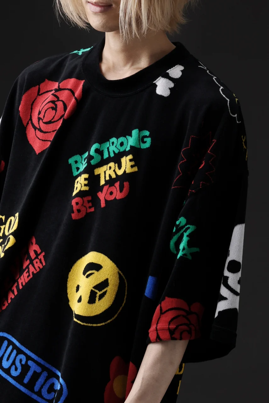 mastermind JAPAN ALL-OVER DESIGN VELOUR TEE / BOXY FIT (MULTI) - Image 32