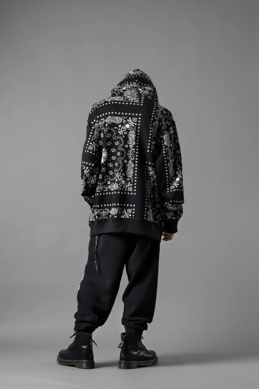 mastermind JAPAN BANDANA HOODIE / REGULAR FIT (BLACK BASE) - Image 24
