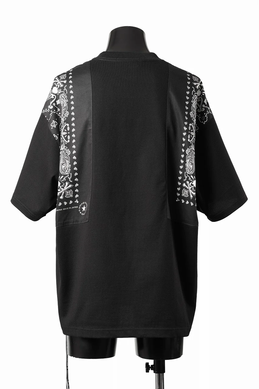 mastermind JAPAN BANDANA SS TEE / BOXY FIT (BLACK x BLACK) - Image 6