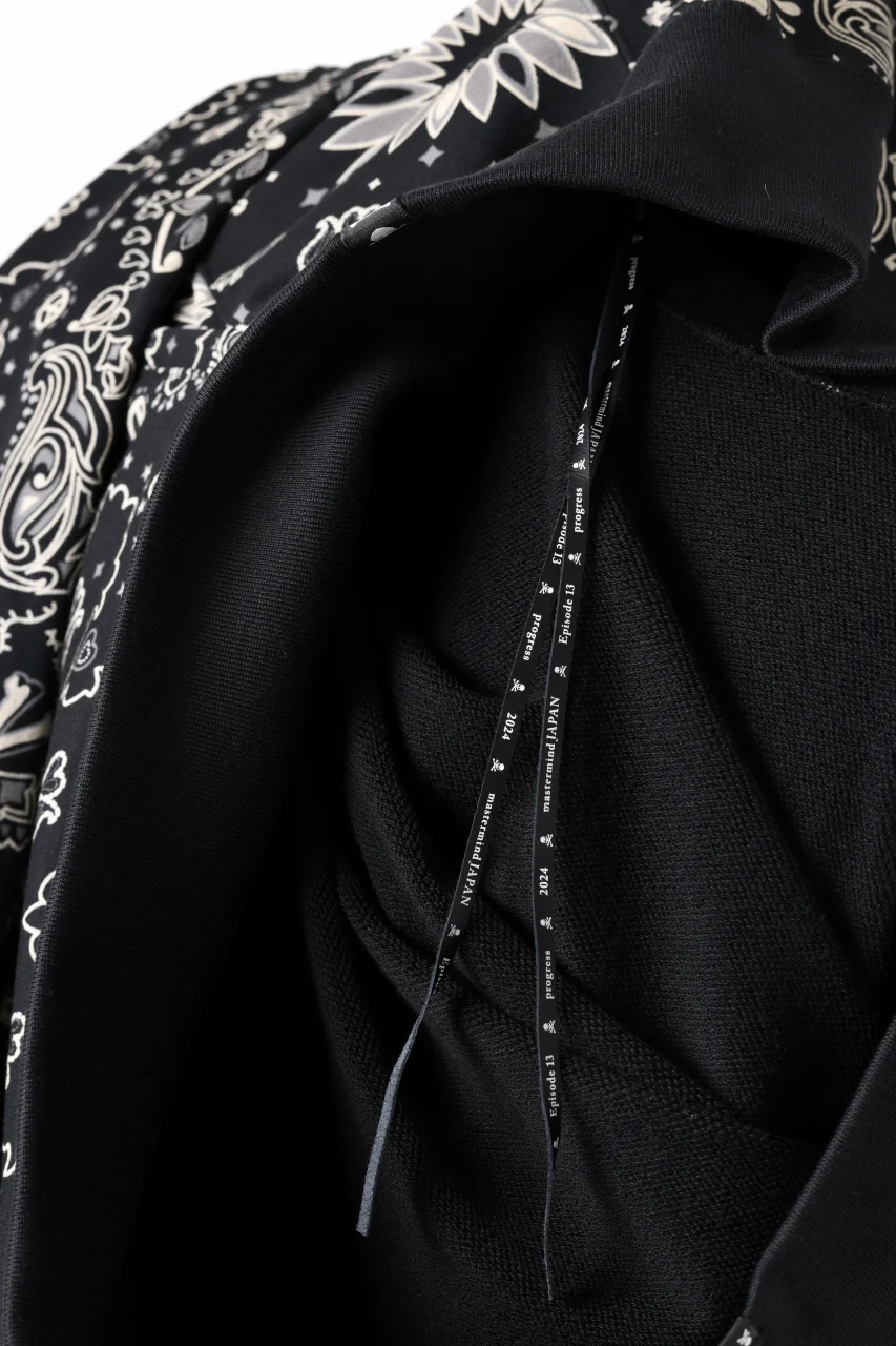 mastermind JAPAN BANDANA SWEATSHIRT / REGULAR FIT (BLACK BASE) - Image 17