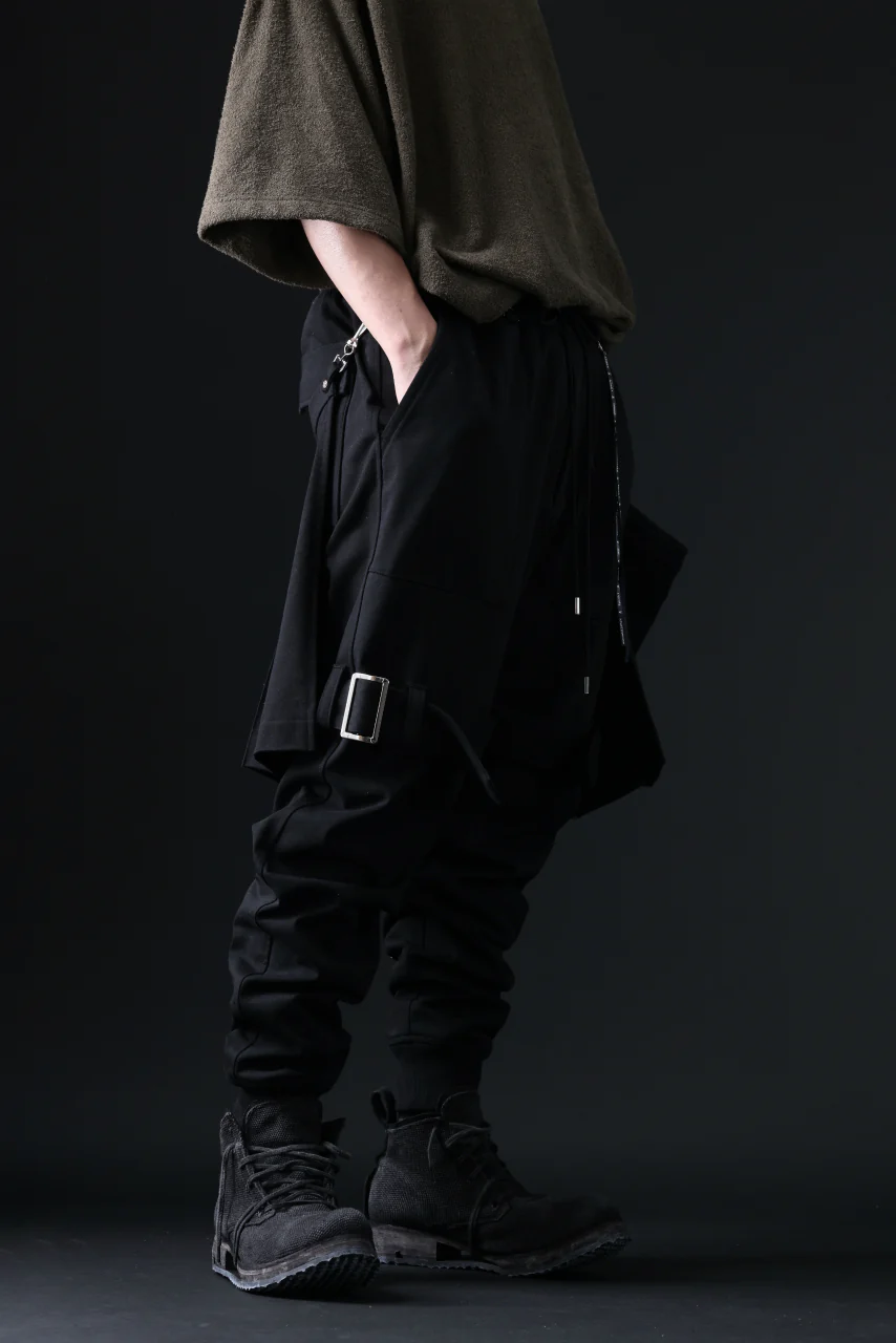 mastermind JAPAN BONDAGE SLIM TROUSERS / MEDIUM C-JERSEY STRETCH (BLACK) - Image 31