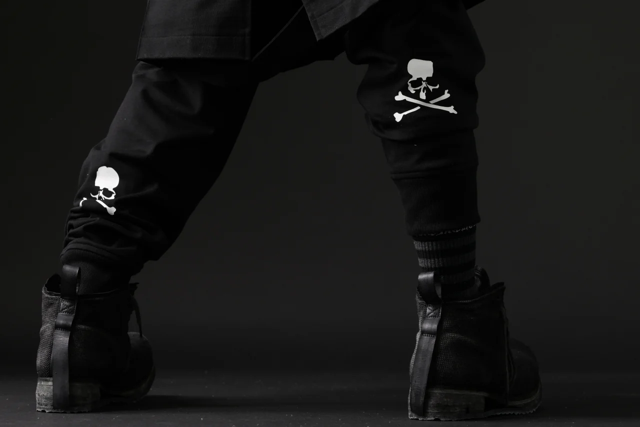 mastermind JAPAN BONDAGE SLIM TROUSERS / MEDIUM C-JERSEY STRETCH (BLACK) - Image 55