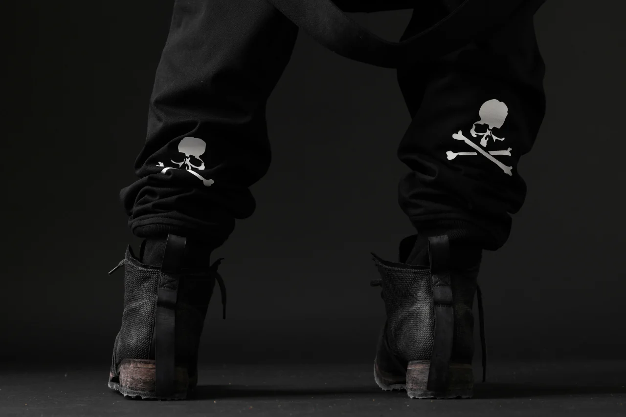 mastermind JAPAN BONDAGE SLIM TROUSERS / MEDIUM C-JERSEY STRETCH (BLACK) - Image 56