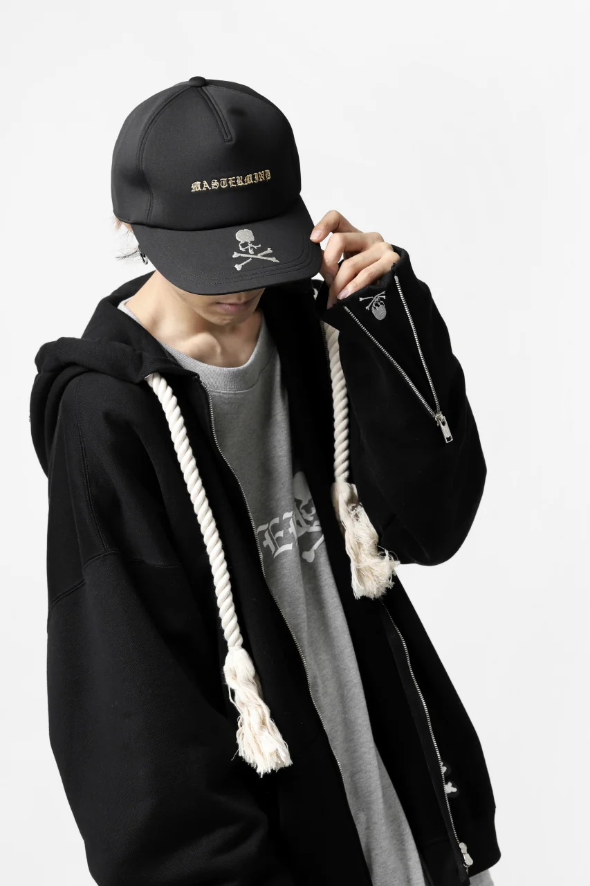 mastermind JAPAN EMBROIDERED TRUCKER CAP (BLACK) - Image 19