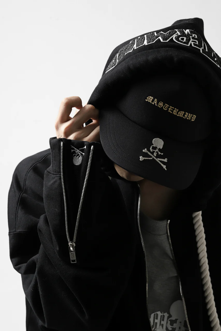 mastermind JAPAN EMBROIDERED TRUCKER CAP (BLACK) - Image 23