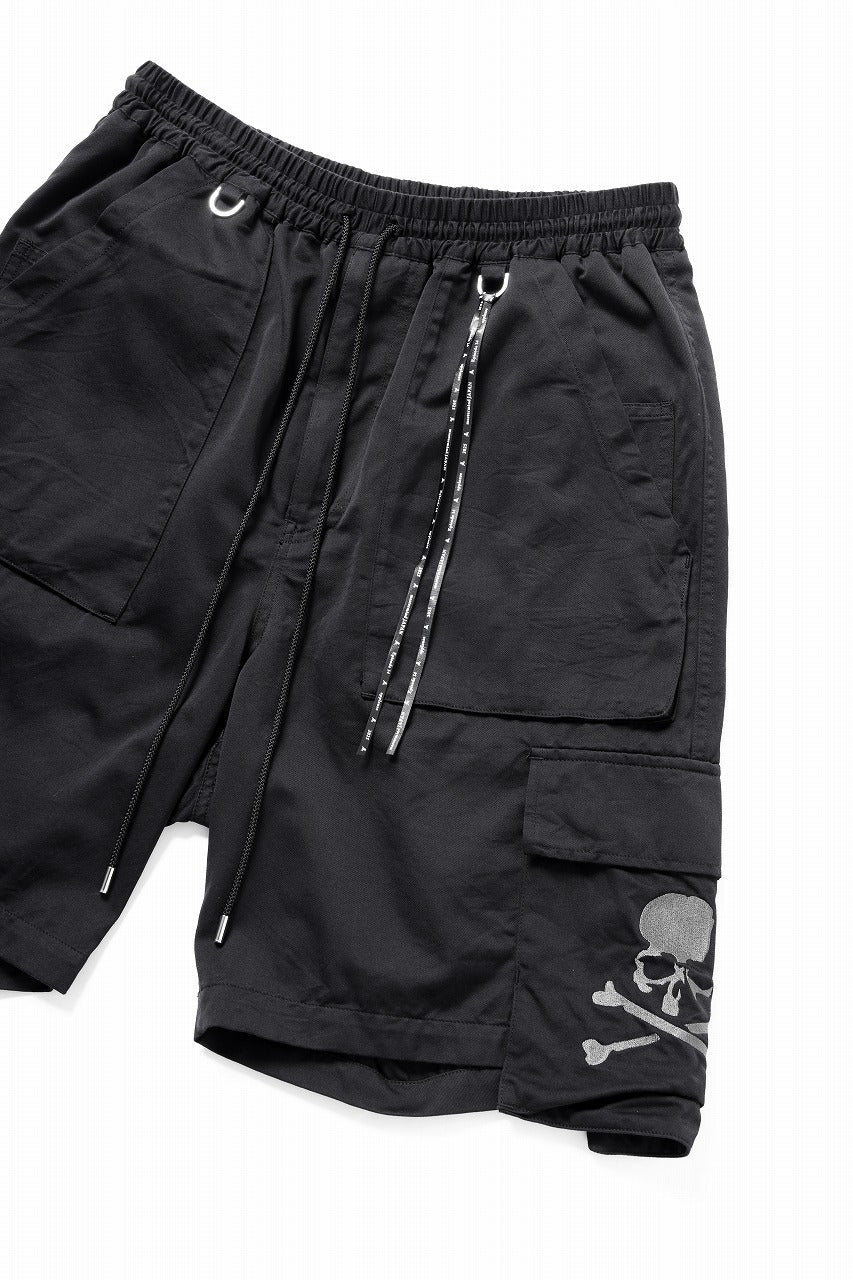 mastermind JAPAN EMBROIDERY CARGO SHORTS / MASTERSEED SATEEN (BLACK) - Image 5