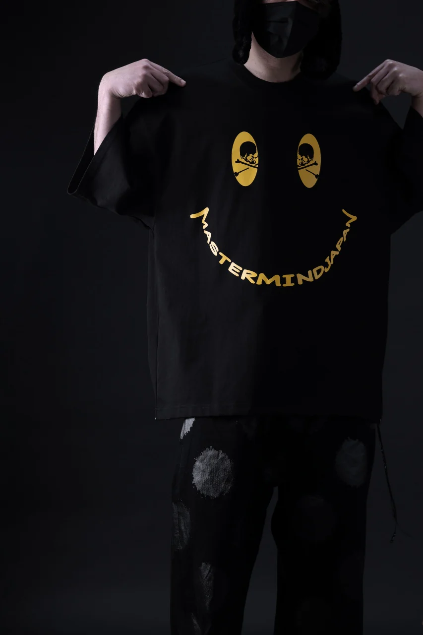 mastermind JAPAN FACE LOGO TEE / BOXY FIT (BLACK) - Image 13