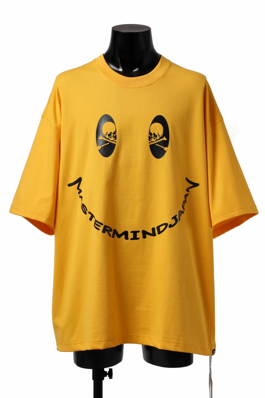 mastermind JAPAN FACE LOGO TEE / BOXY FIT (YELLOW) - Image 2