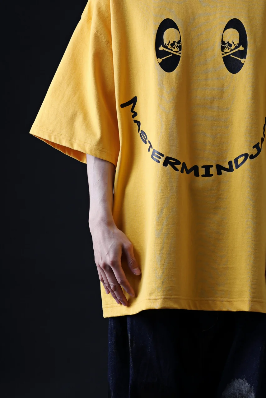 mastermind JAPAN FACE LOGO TEE / BOXY FIT (YELLOW) - Image 33