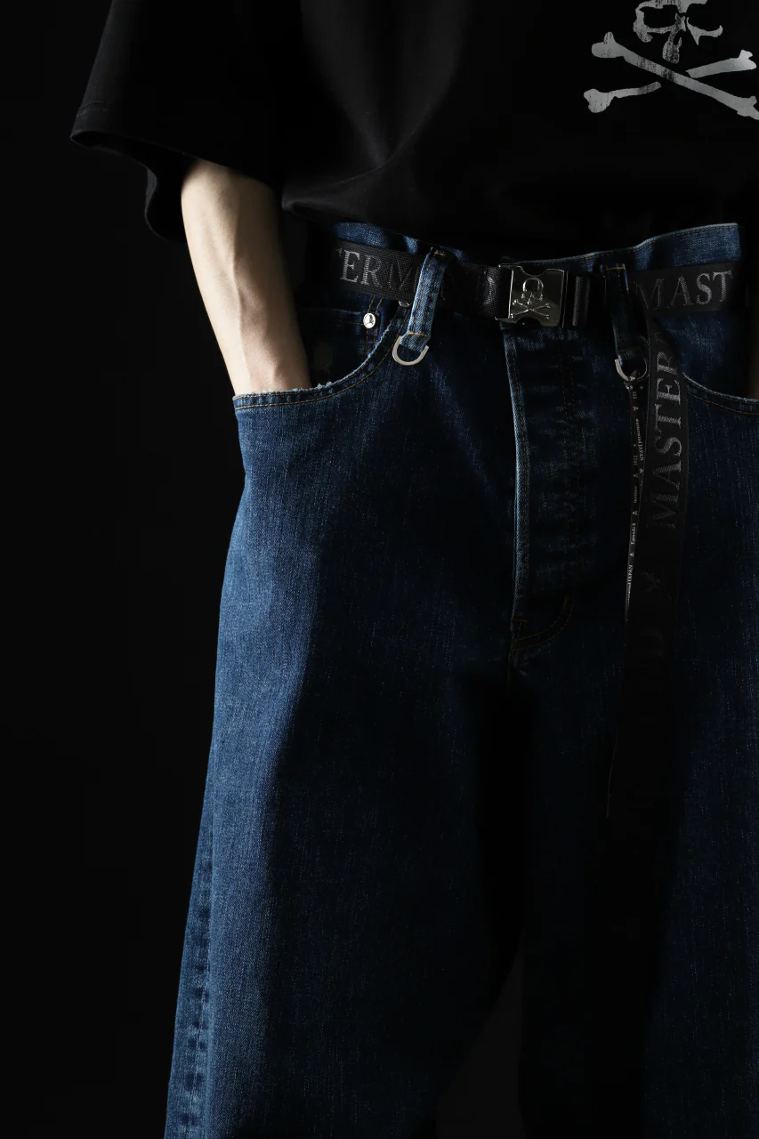 mastermind JAPAN LOOSEYFIT JEANS / 2WAY STRETCH DENIM (INDIGO) - Image 31