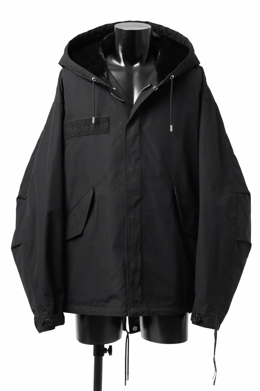 mastermind JAPAN OVERSIZED SHORT MODSCOAT / PRIMALOFT (BLACK)