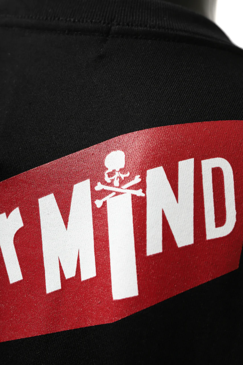 mastermind JAPAN POCKET DETAIL REGULARFIT T-SHIRT (BLACK) - Image 20