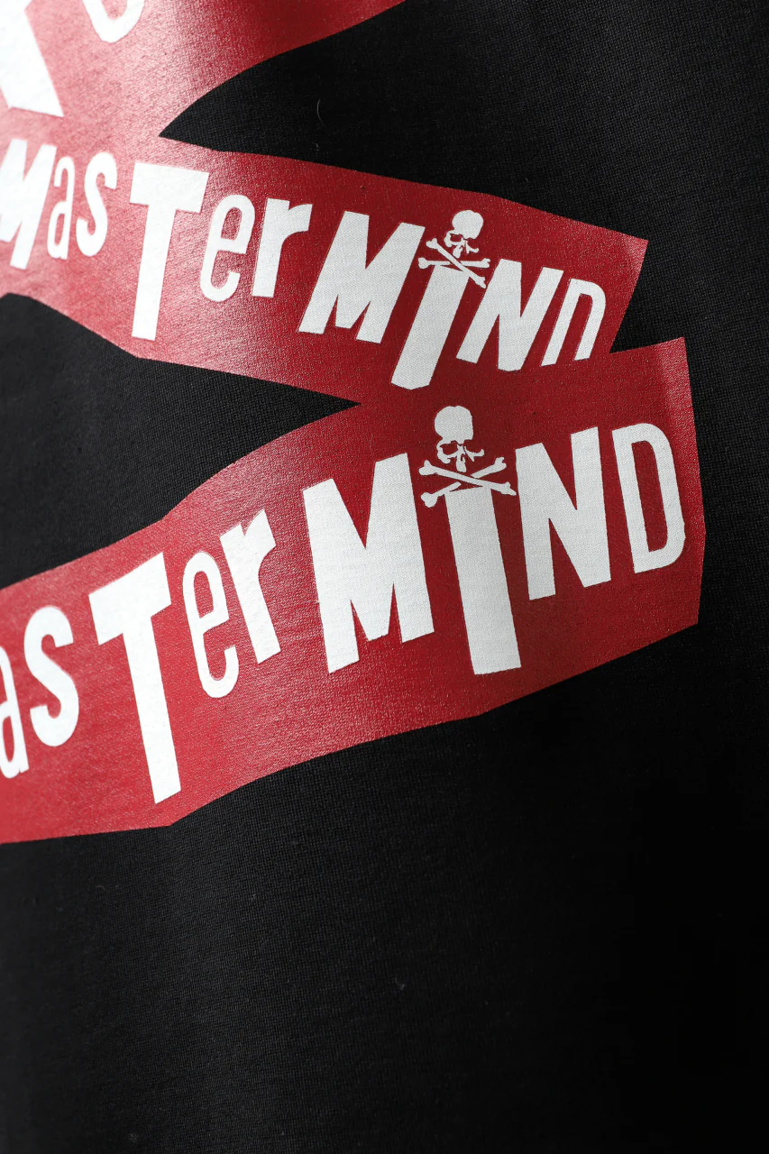 mastermind JAPAN POCKET DETAIL REGULARFIT T-SHIRT (BLACK) - Image 21
