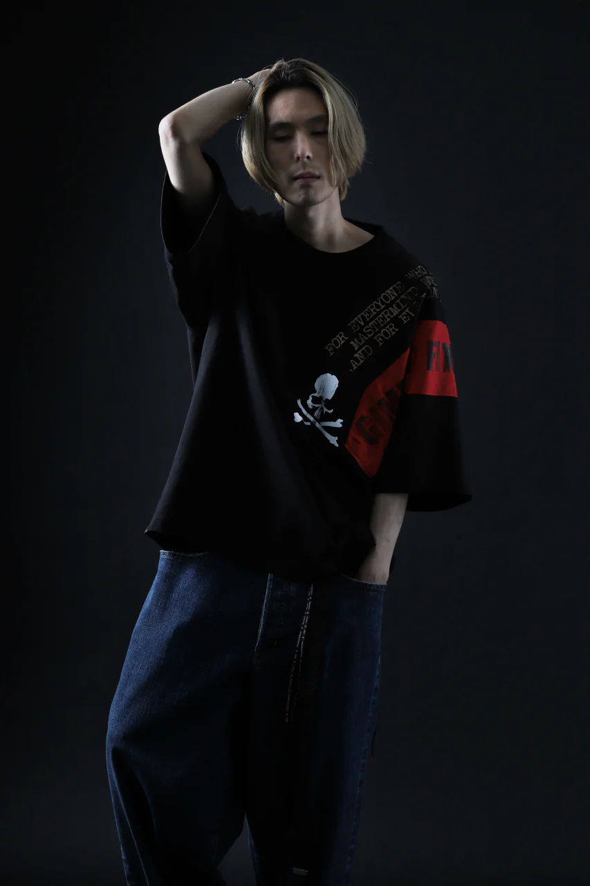 mastermind JAPAN RANDOM PATCH BOXYFIT T-SHIRT (BLACK) - Image 18