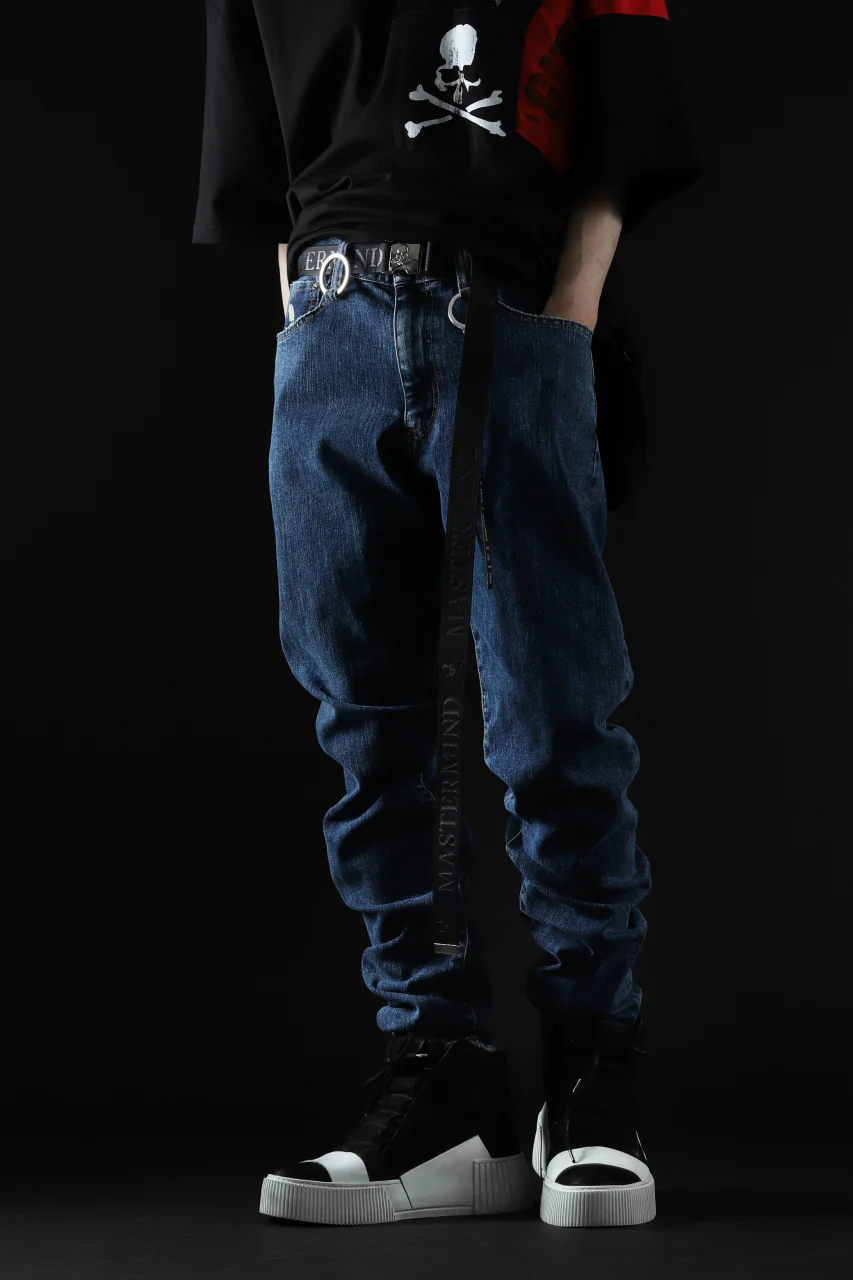 mastermind JAPAN SLIMFIT JEANS / 2WAY STRETCH DENIM (INDIGO) - Image 28
