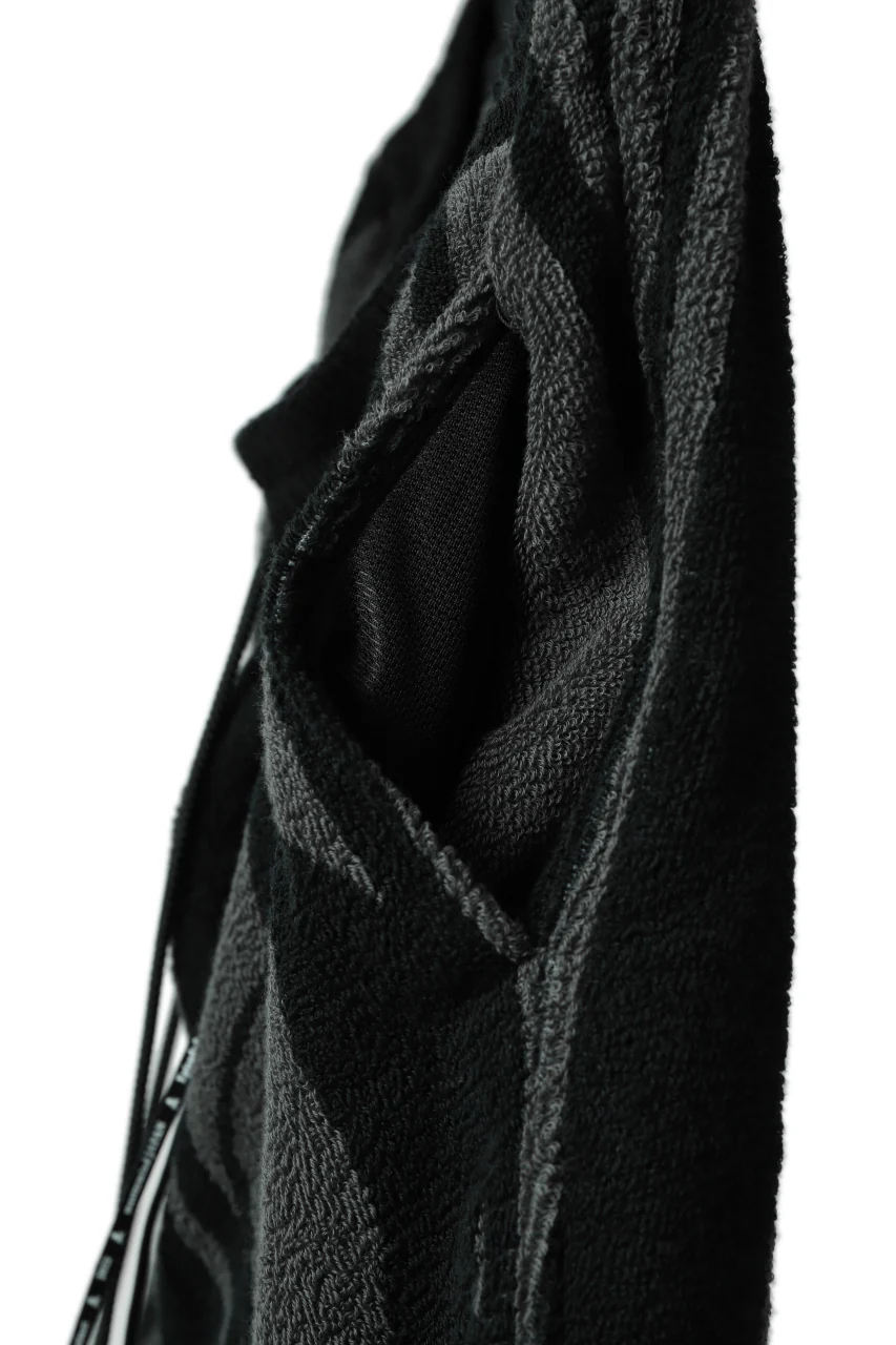 mastermind JAPAN STRIPED SHORT PANTS / PILE JERSEY (BLACK x GREY) - Image 10