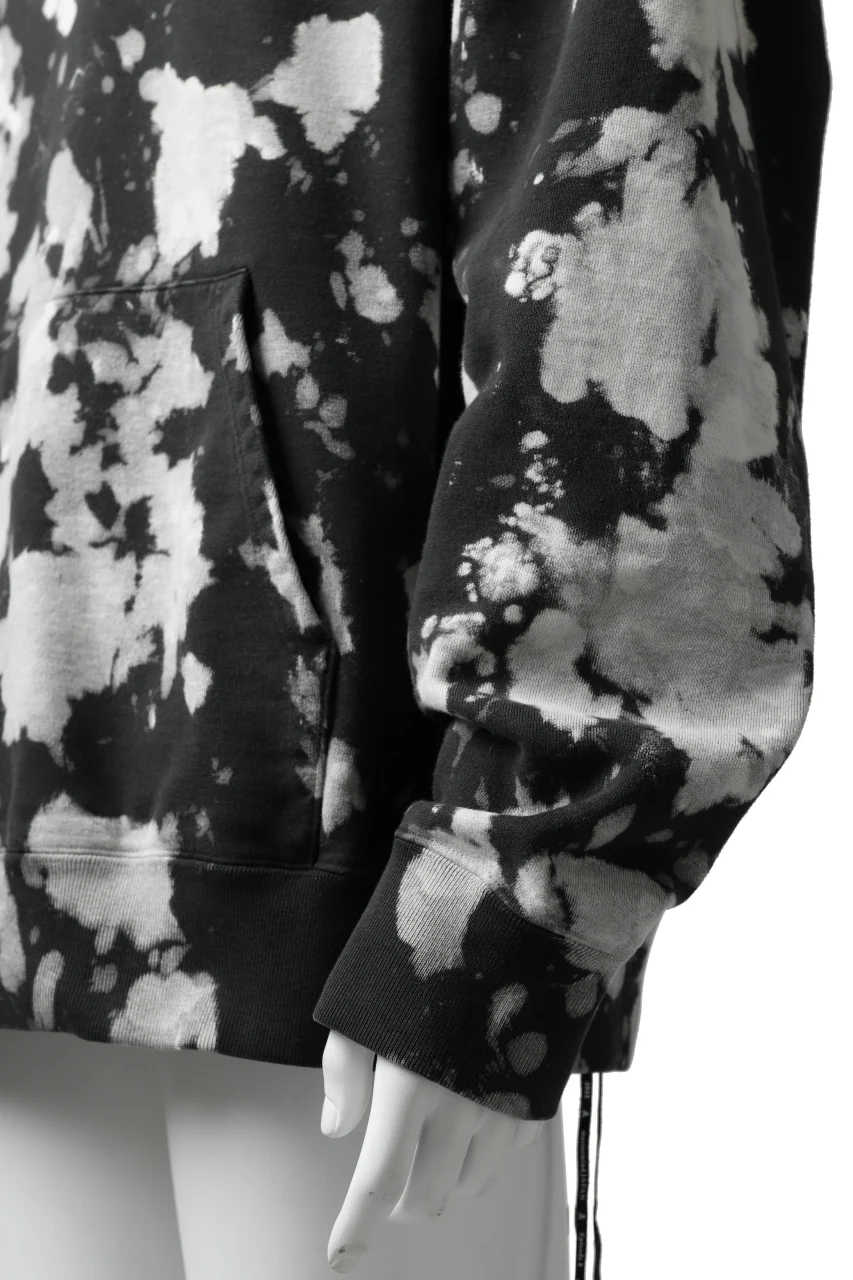 mastermind JAPAN SWEAT HOODIE / BLEACH - TIEDYE (BLACK x WHITE) - Image 32