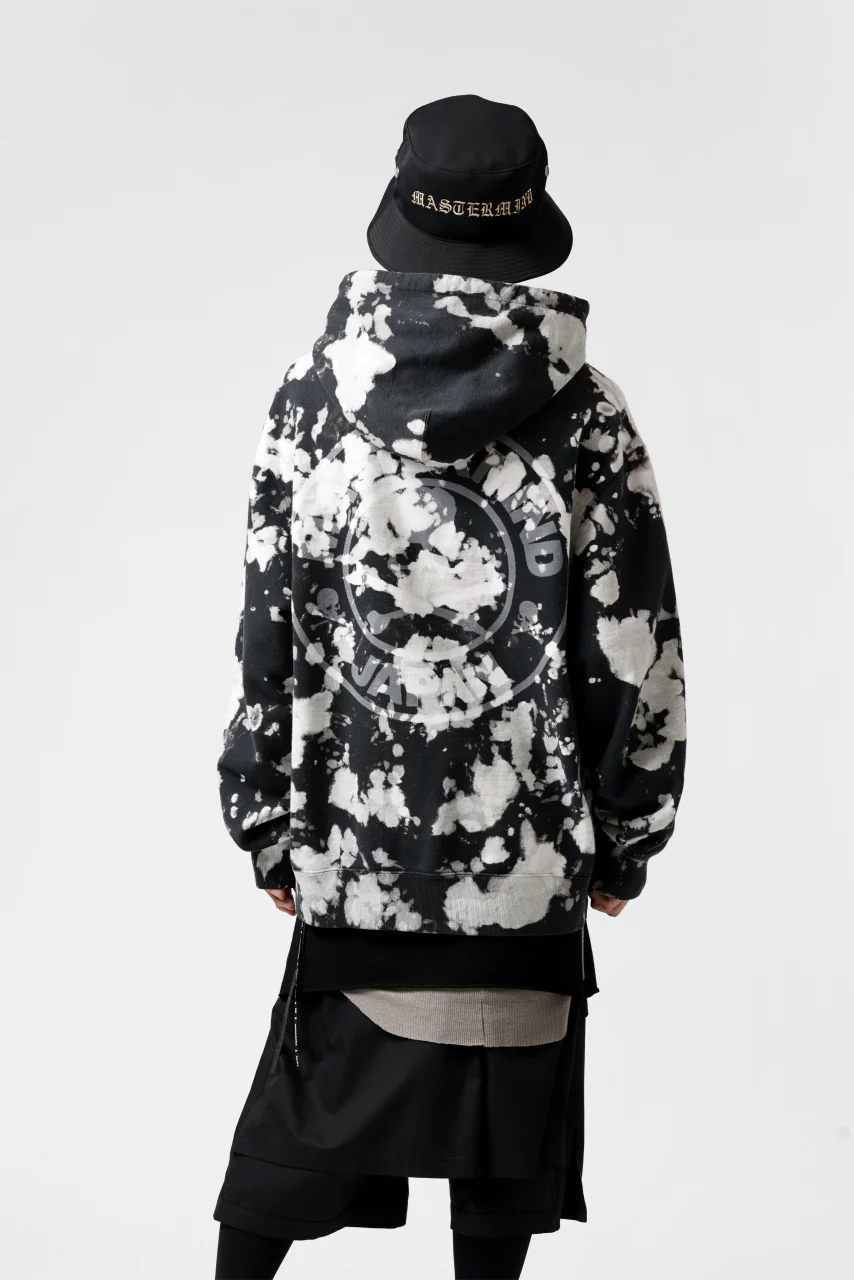 mastermind JAPAN SWEAT HOODIE / BLEACH - TIEDYE (BLACK x WHITE) - Image 55