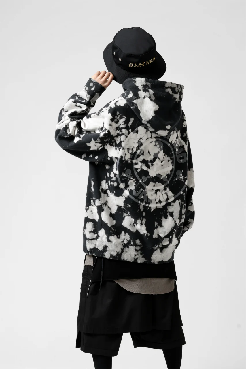 mastermind JAPAN SWEAT HOODIE / BLEACH - TIEDYE (BLACK x WHITE) - Image 57
