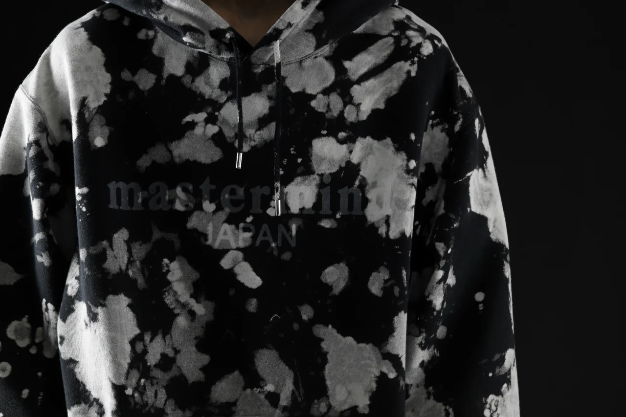 mastermind JAPAN SWEAT HOODIE / BLEACH - TIEDYE (BLACK x WHITE) - Image 61