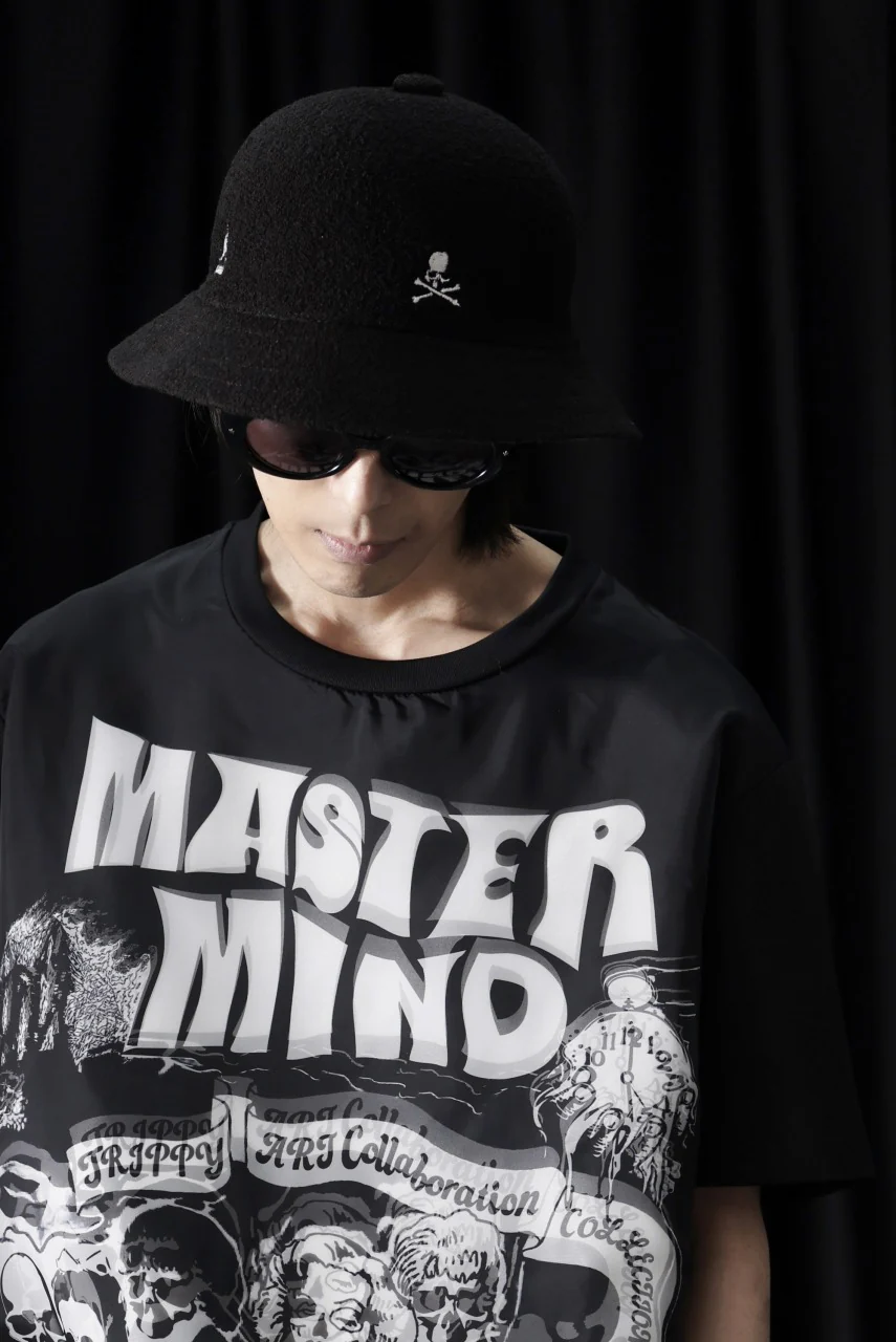 mastermind JAPAN x TRIPPY MIKIO ART S/S TEE ROCK STARS (BLACK) - Image 3