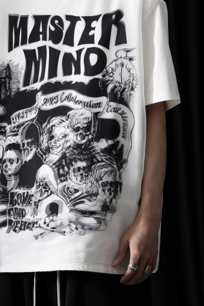 mastermind JAPAN x TRIPPY MIKIO ART S/S TEE ROCK STARS (WHITE) - Image 3