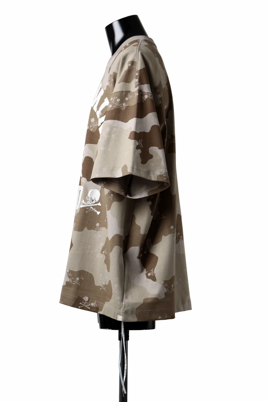 MASTERMIND WORLD CAMO UNIVERSITY TEE / OVERSIZED (DESERT) - Image 4