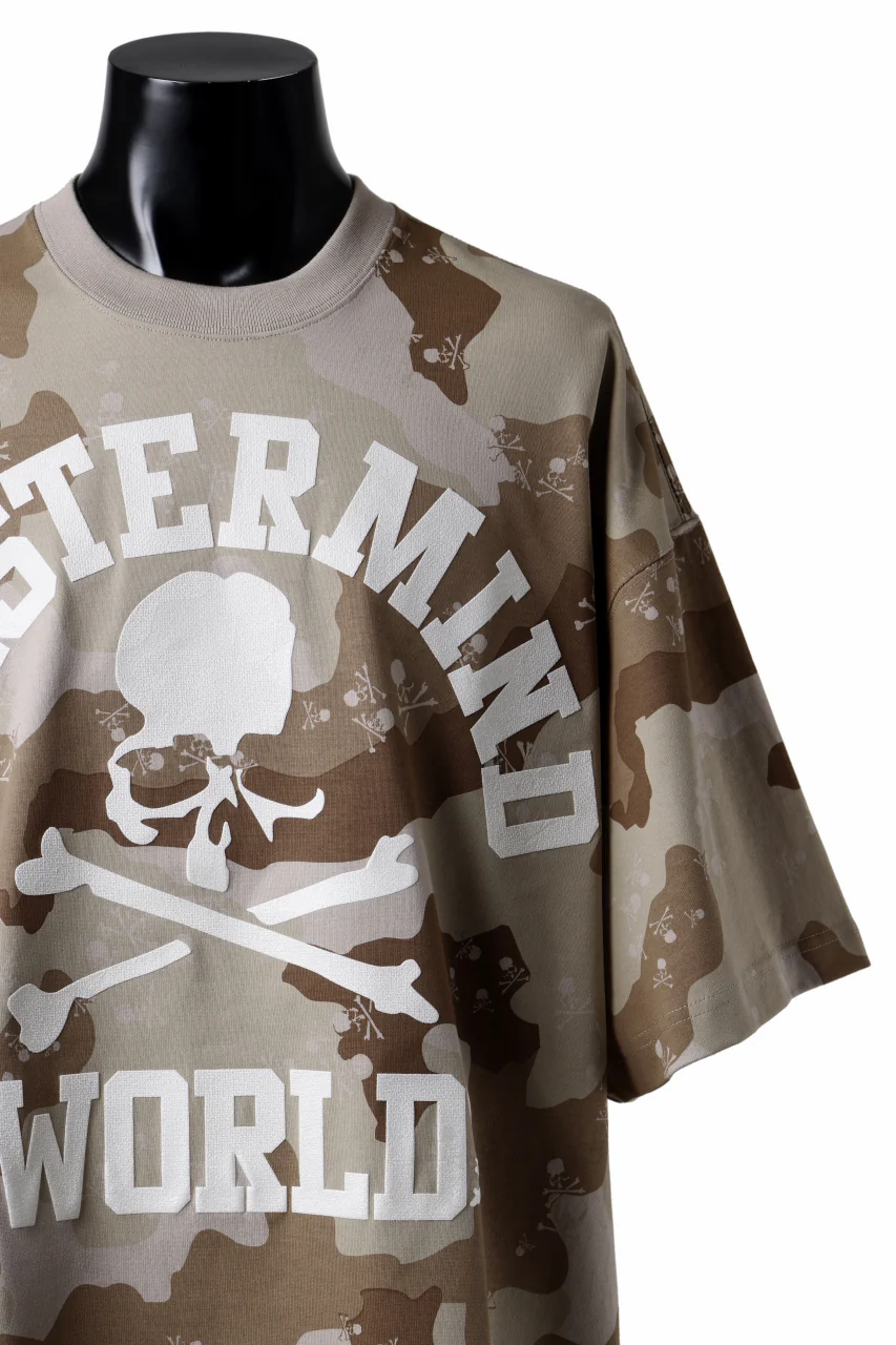 MASTERMIND WORLD CAMO UNIVERSITY TEE / OVERSIZED (DESERT) - Image 6