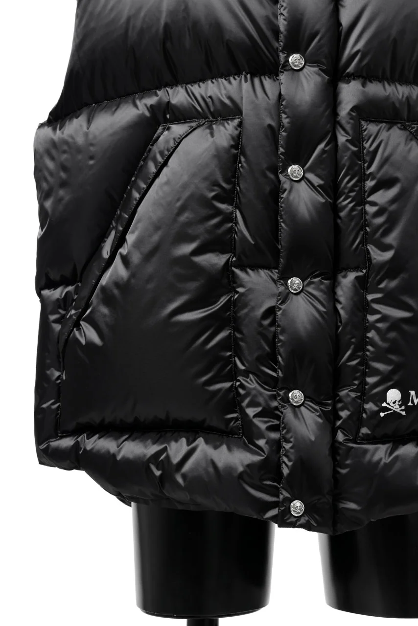mastermind WORLD HIGH NECK DOWN VEST / KAWADA DOWN® (BLACK) - Image 10