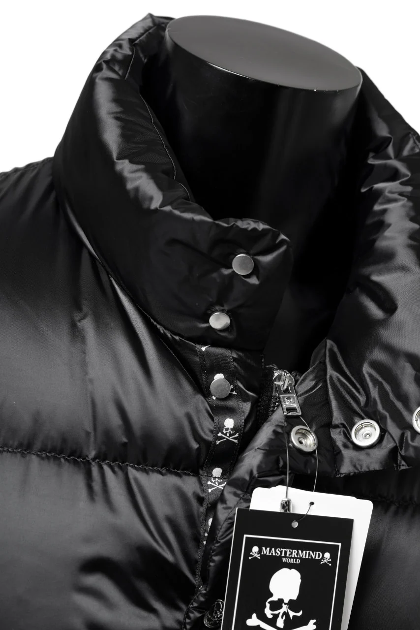 mastermind WORLD HIGH NECK DOWN VEST / KAWADA DOWN® (BLACK) - Image 14