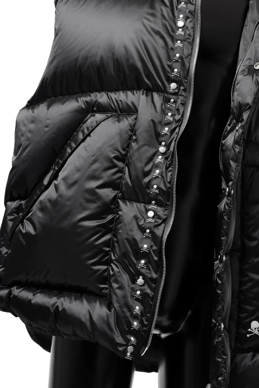 mastermind WORLD HIGH NECK DOWN VEST / KAWADA DOWN® (BLACK) - Image 22