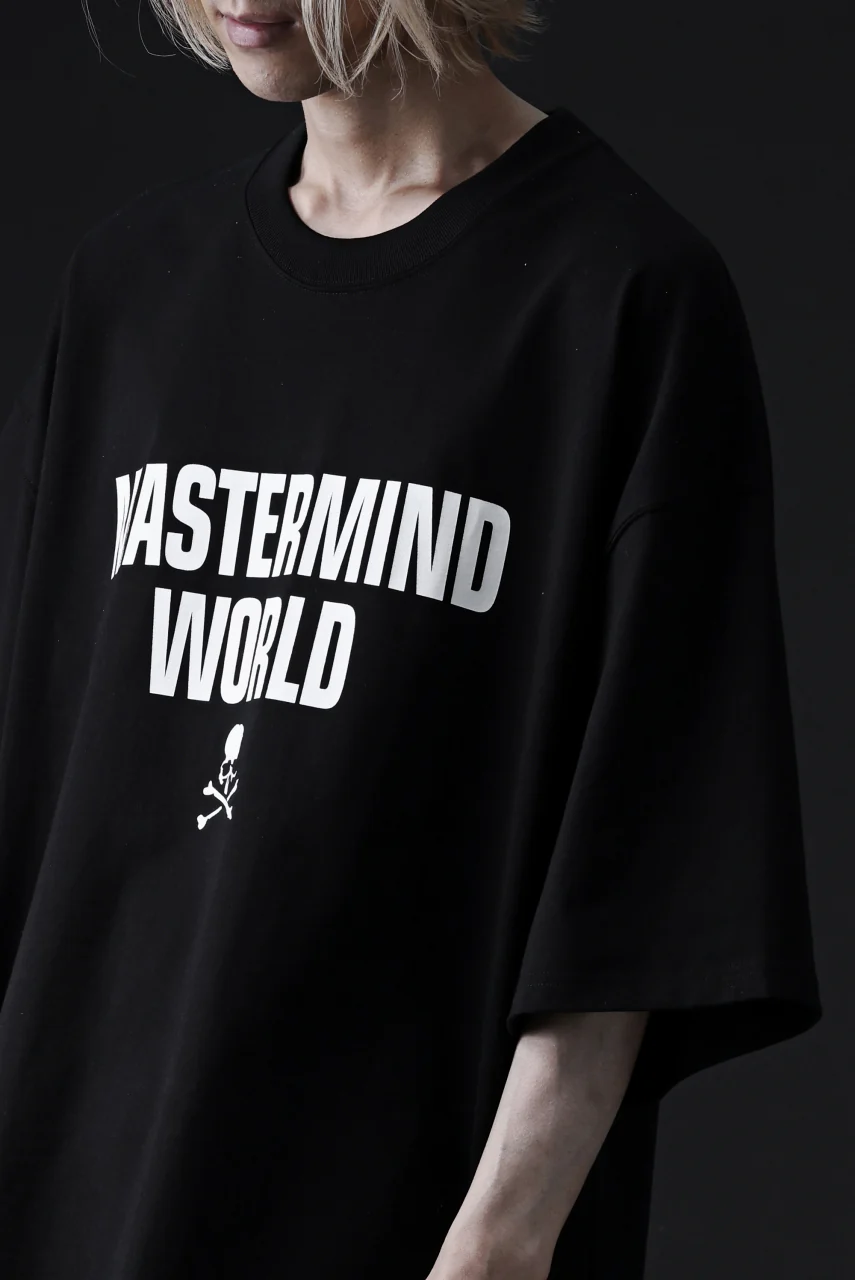 mastermind WORLD JUSTICE TEE / BOXY FIT (BLACK) - Image 25