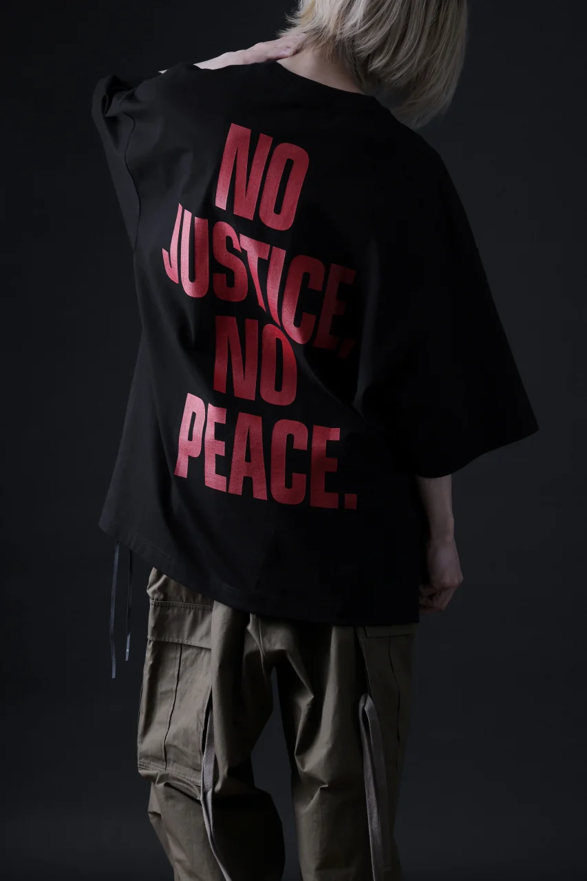 mastermind WORLD JUSTICE TEE / BOXY FIT (BLACK) - Image 3