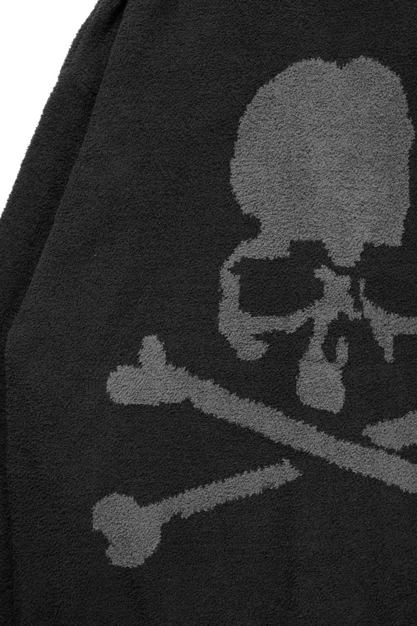 MASTERMIND WORLD LOUNGE CARDIGAN / SOFTLY BOA FLEECE (BLACK x CHARCOAL) - Image 4