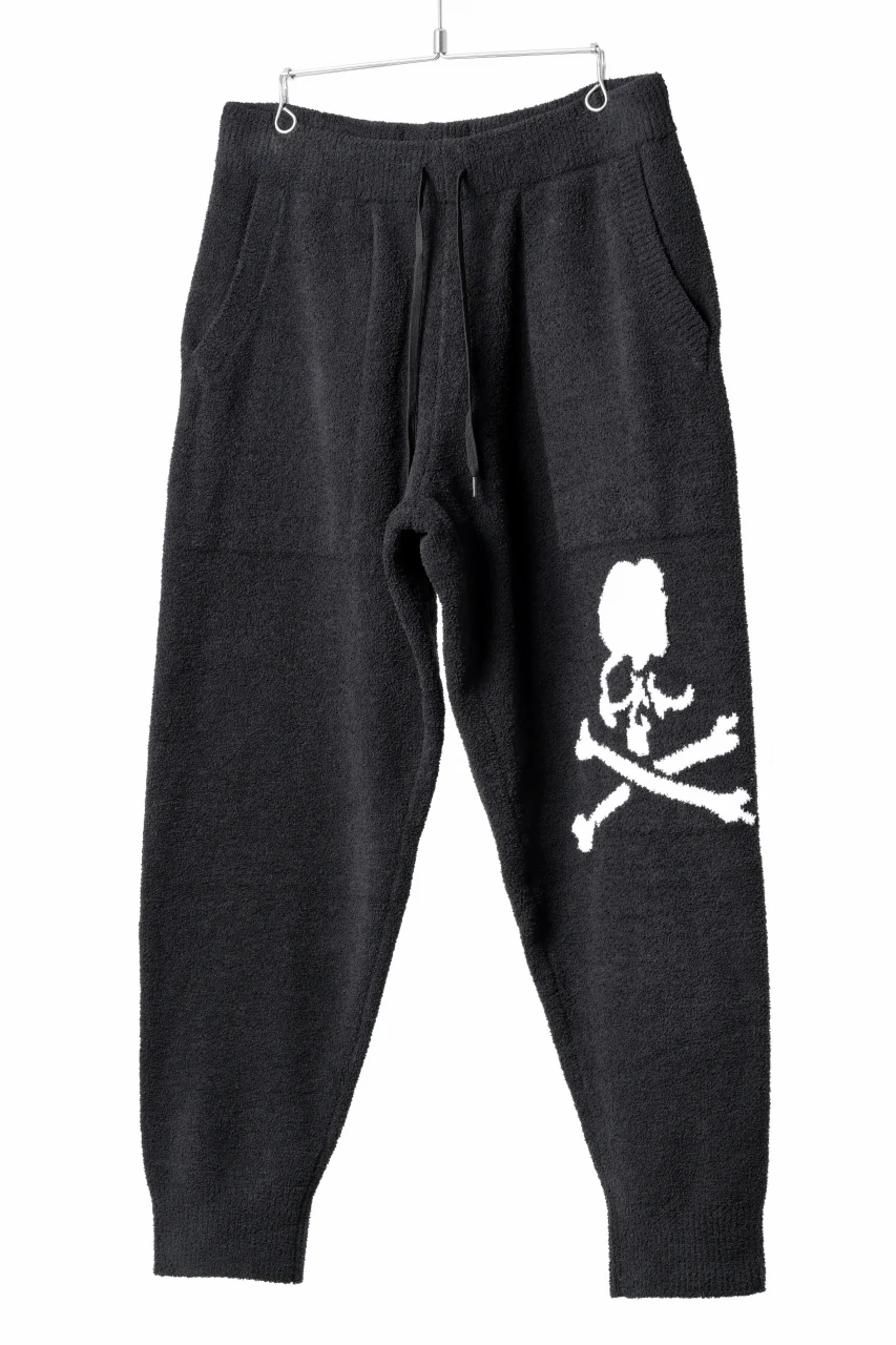 MASTERMIND WORLD LOUNGE LONG PANTS / SOFTY BOA FLEECE (BLACK x WHITE) - Image 2