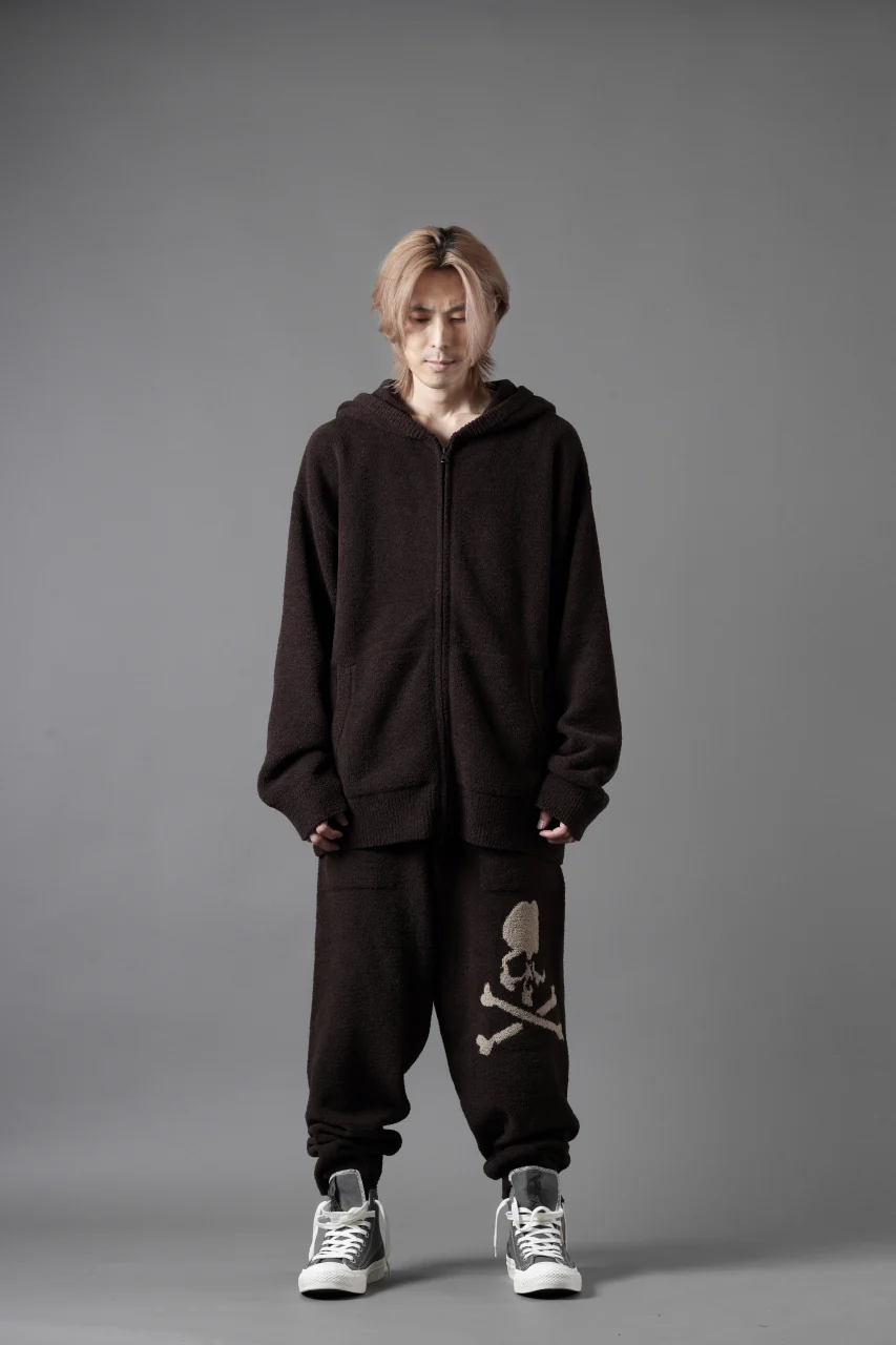 MASTERMIND WORLD LOUNGE LONG PANTS / SOFTY BOA FLEECE (BROWN x SAND) - Image 13