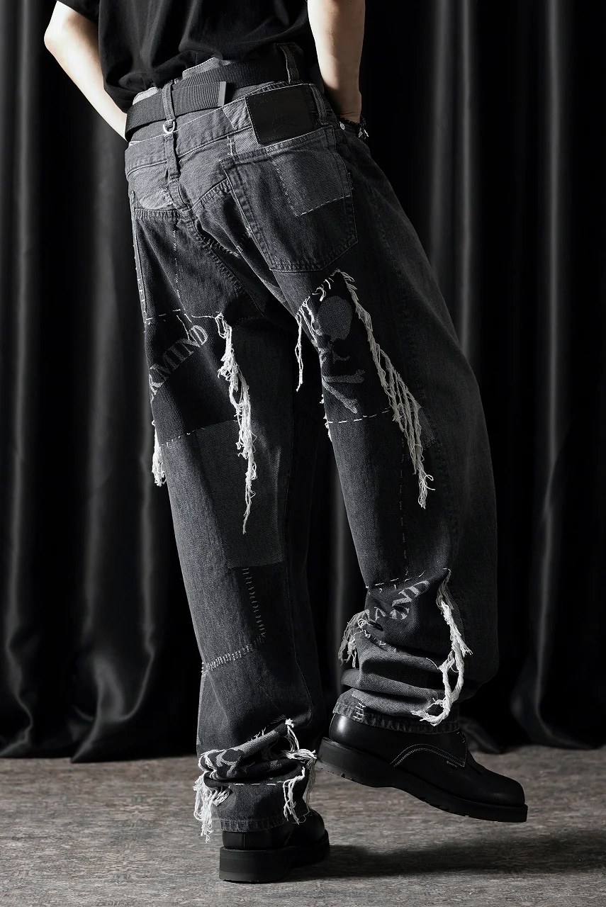 MASTERMIND WORLD PATCHWORK JACQUARD STRAIGHT DENIM PANTS (BLACK) - Image 3
