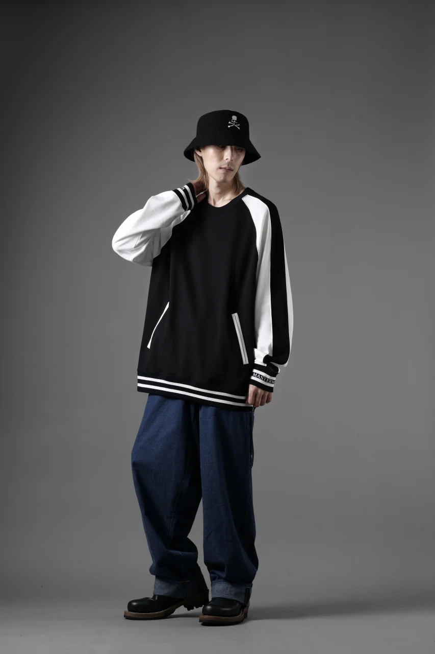MASTERMIND WORLD SOUVENIR SWEATSHIRT / REGULAR FIT (BLACK x WHITE) - Image 48