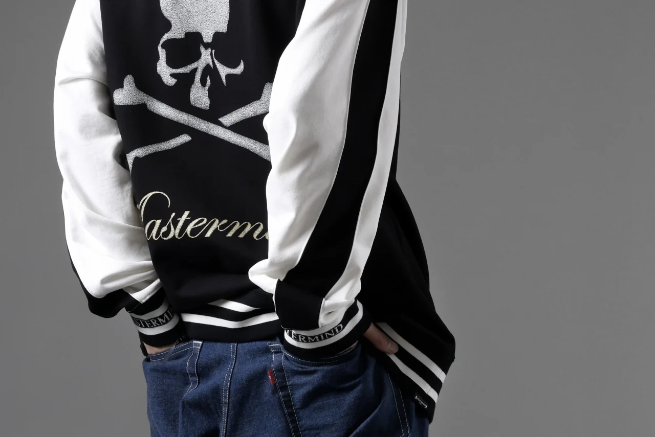 MASTERMIND WORLD SOUVENIR SWEATSHIRT / REGULAR FIT (BLACK x WHITE) - Image 57