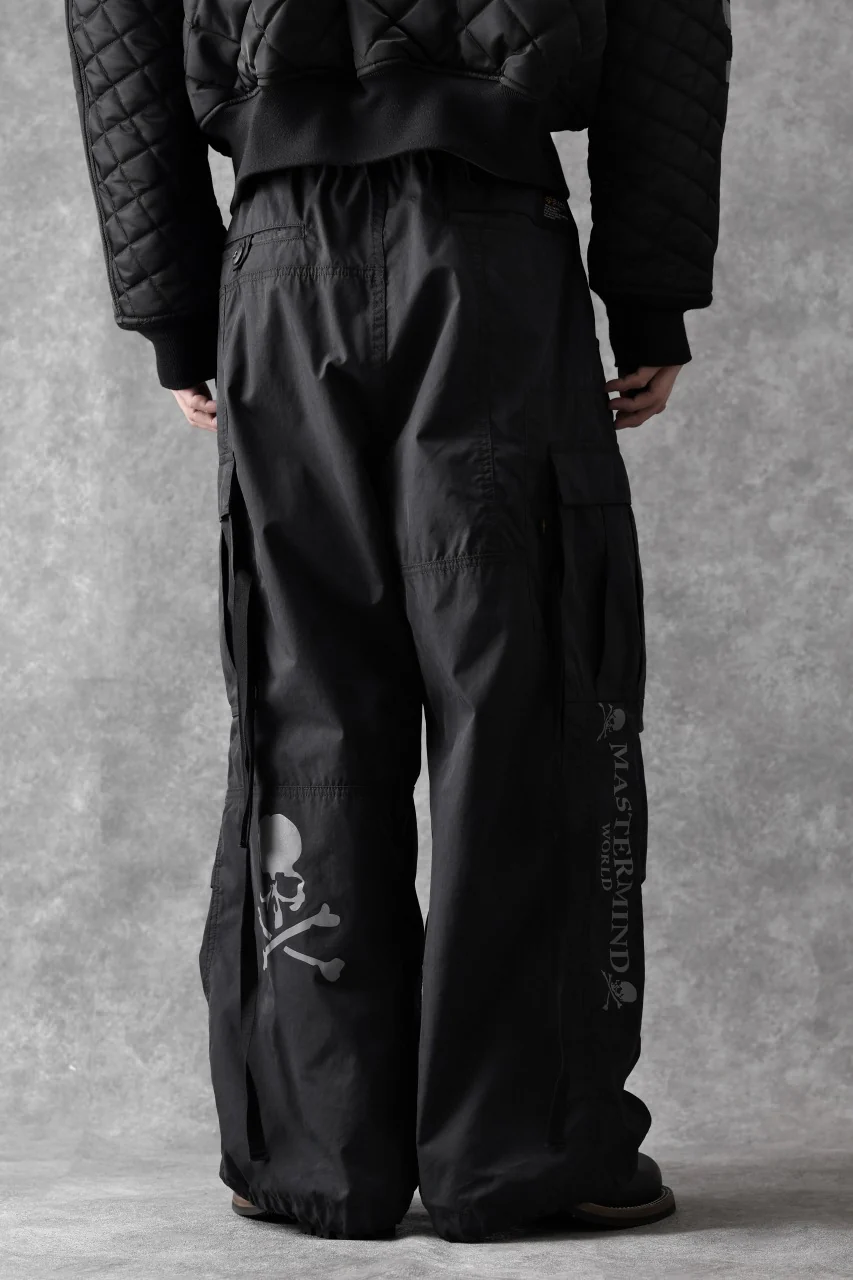mastermind WORLD x ALPHA INDUSTRIES CARGO PANTS (BLACK) - Image 24