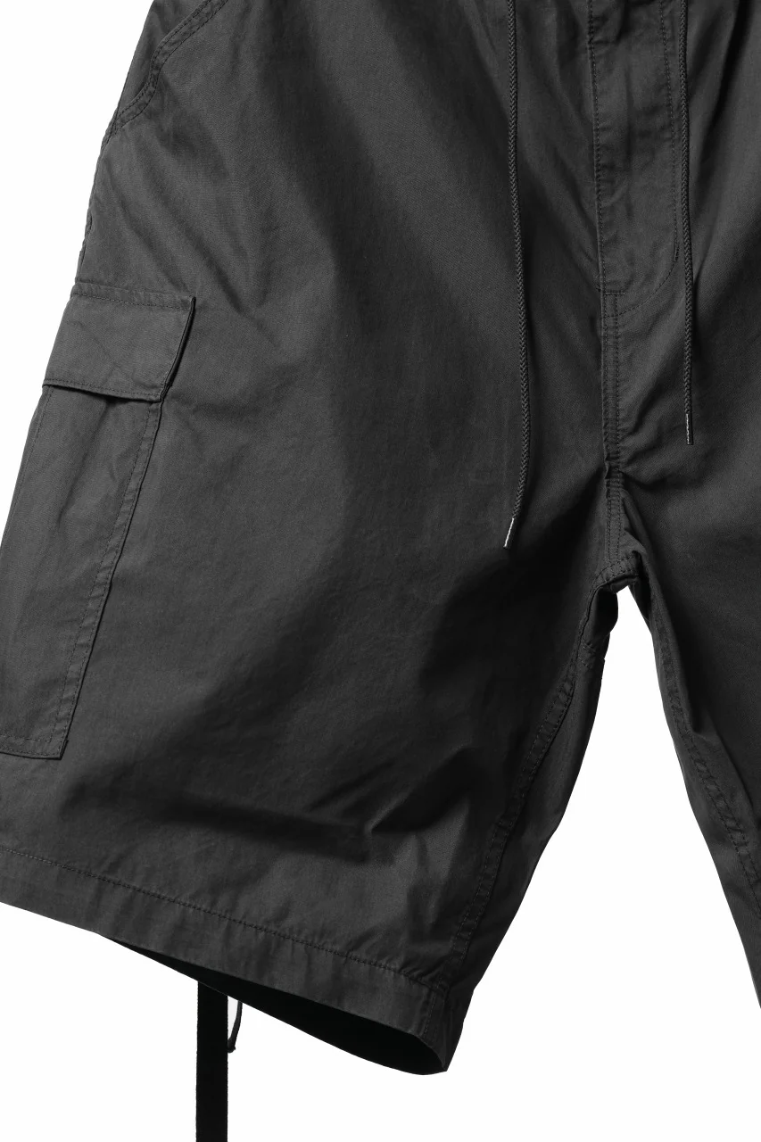 mastermind WORLD x ALPHA INDUSTRIES CARGO SHORTS (BLACK) - Image 5