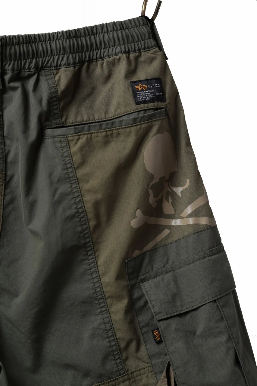 mastermind WORLD x ALPHA INDUSTRIES CARGO SHORTS (OLIVE) - Image 11