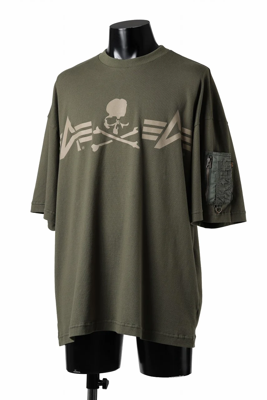 MASTERMIND WORLD x ALPHA INDUSTRIES CIGER POCKET OVERSIZED T-SHIRT (OLIVE) - Image 6