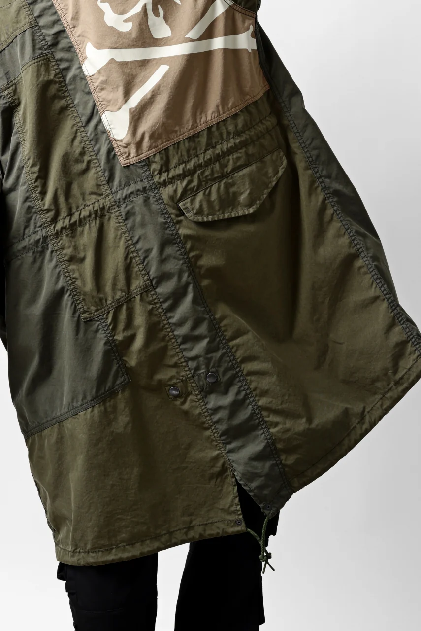 mastermind WORLD x ALPHA INDUSTRIES M-65 FISHTAIL COAT - CRAZY PANELED (OLIVE) - Image 52
