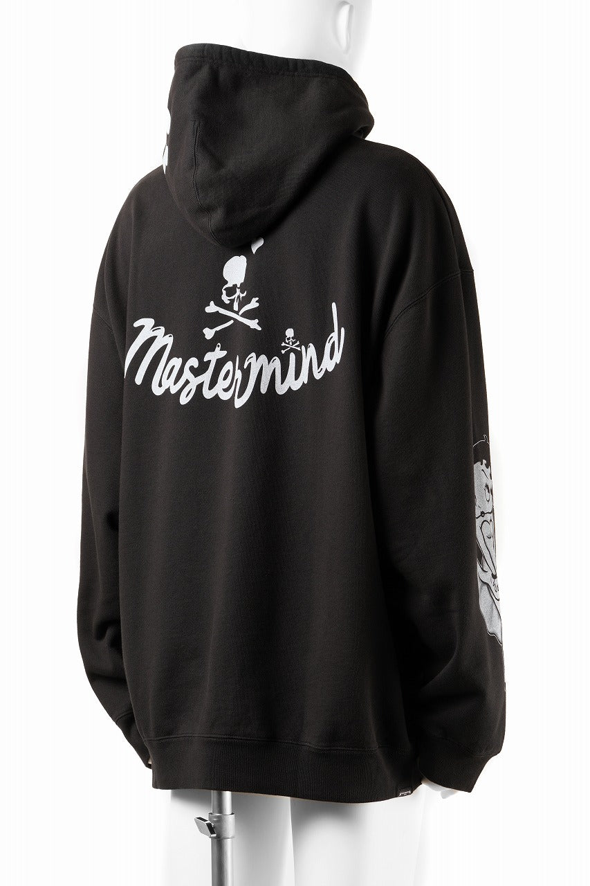 MASTERMIND WORLD x BETTY BOOP™︎ HOODIE / BOXY FIT (MONOCHROME) - Image 4