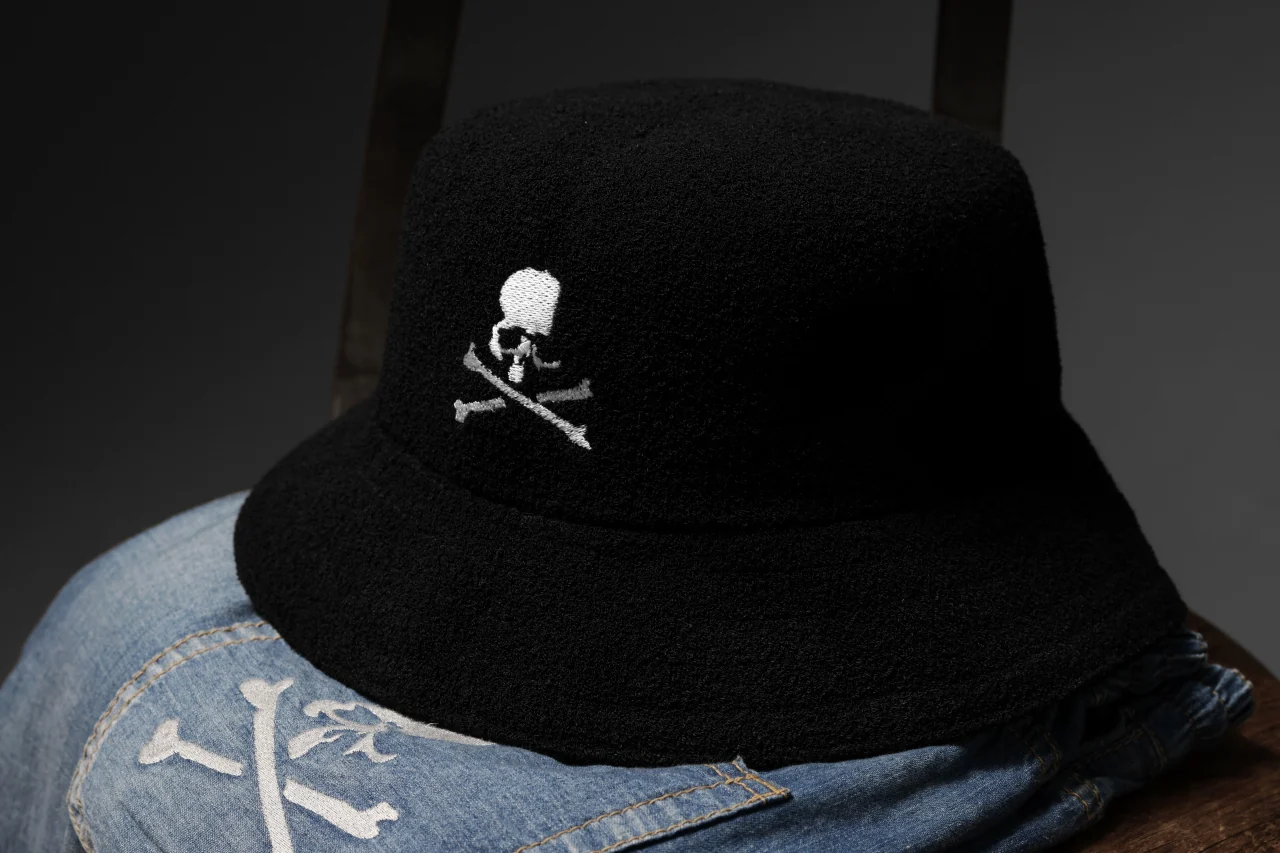 MASTERMIND WORLD x KANGOL® FLIP It RV BERMUDA CASUAL (BLACK) - Image 40