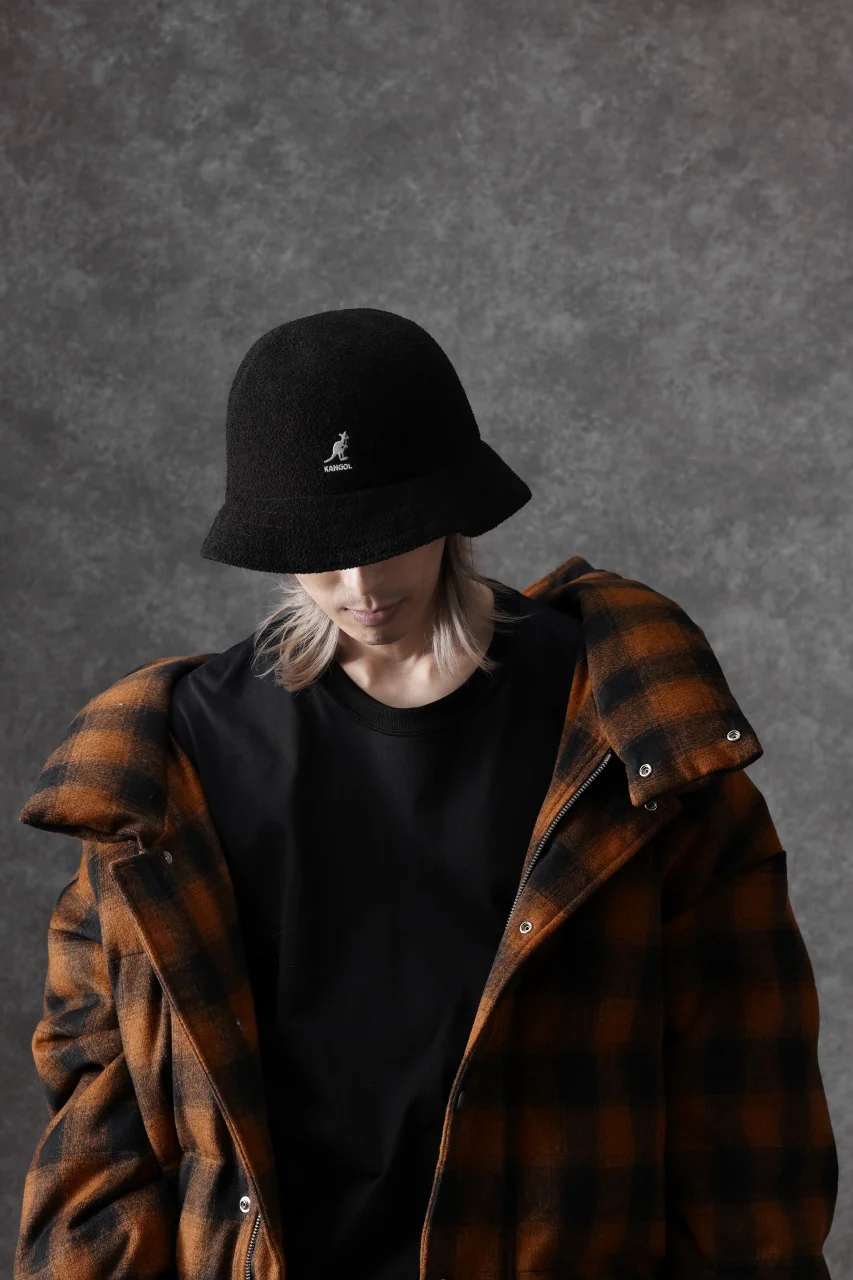 MASTERMIND WORLD x KANGOL® FLIP It RV BERMUDA CASUAL (BLACK) - Image 12