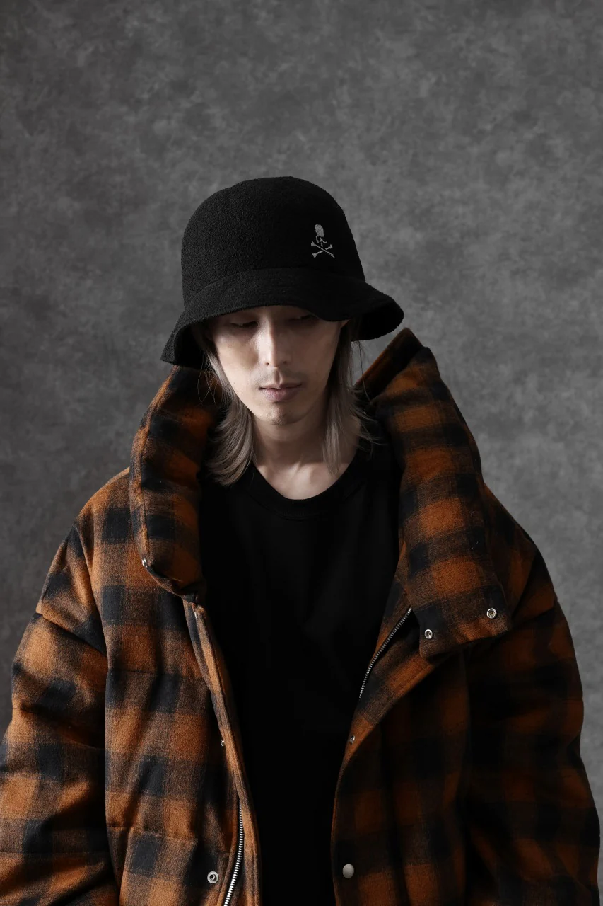 MASTERMIND WORLD x KANGOL® FLIP It RV BERMUDA CASUAL (BLACK) - Image 17